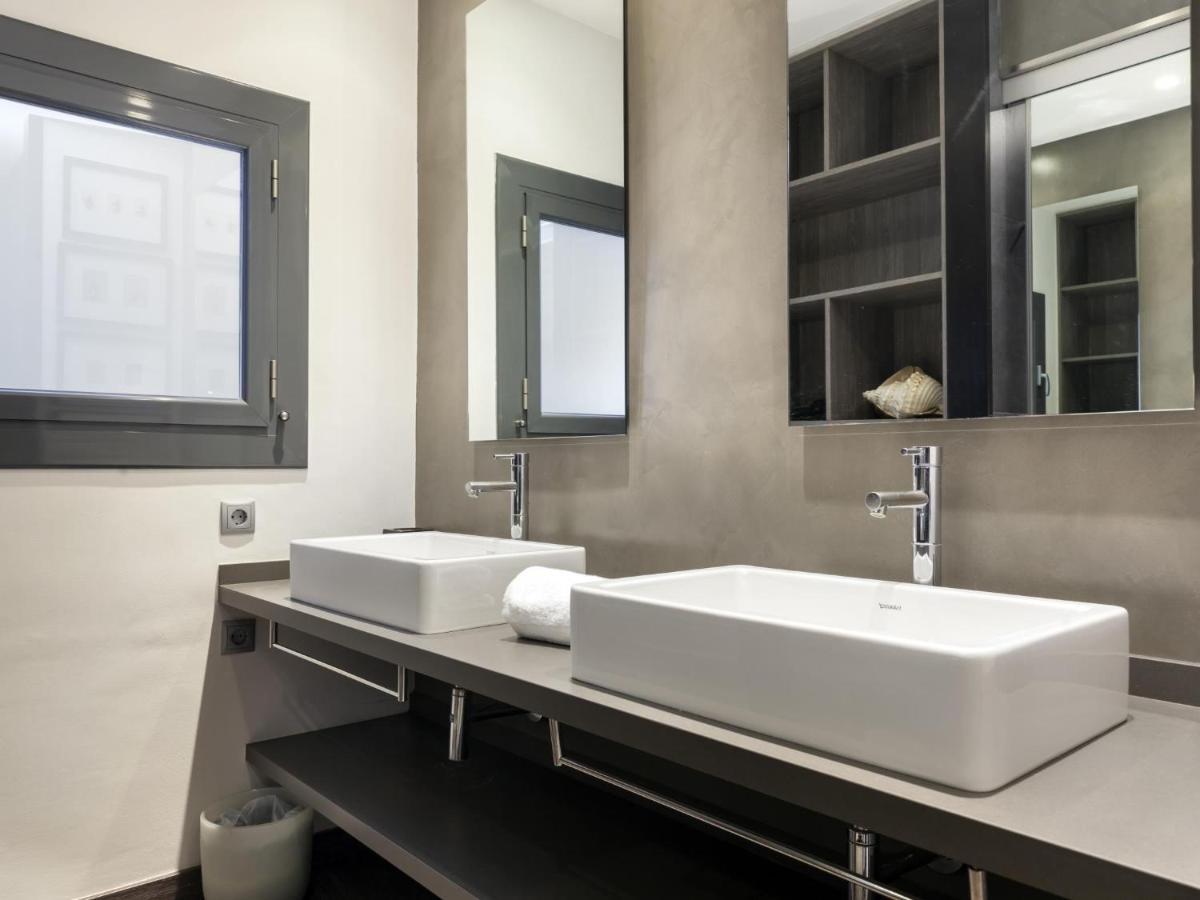 Апартаменты Click&Flat Luxury Cabanyes Барселона Экстерьер фото